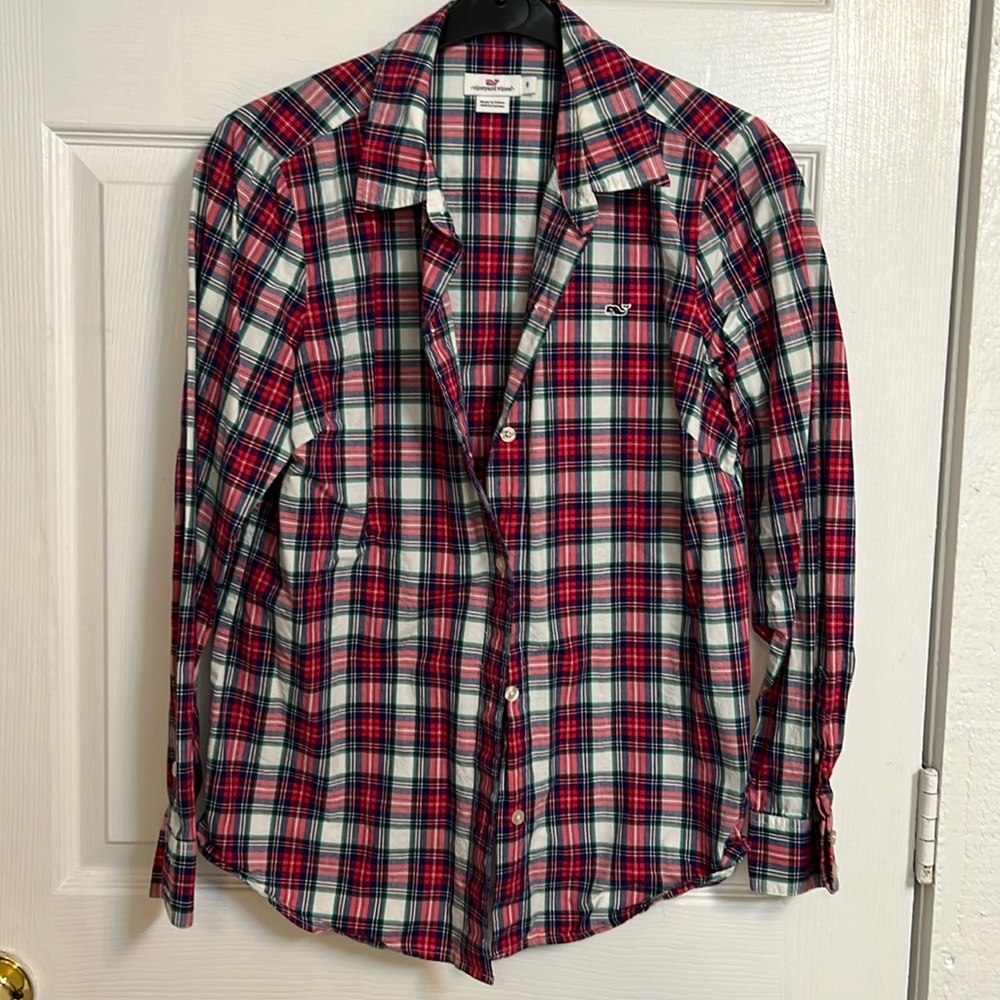 Vineyard vines plaid button down
